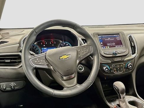 Used 2024 Chevrolet Equinox LT AWD/4WD image 18