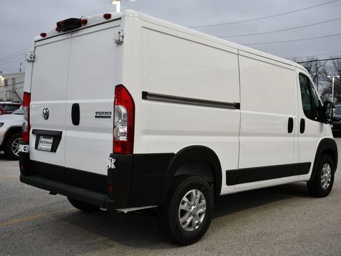 New 2026 RAM ProMaster 1500 w/ Quick Order Package 22G SLT image 6