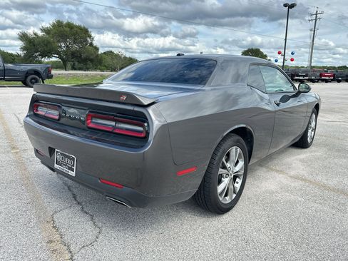 Used 2023 Dodge Challenger SXT AWD/4WD image 5