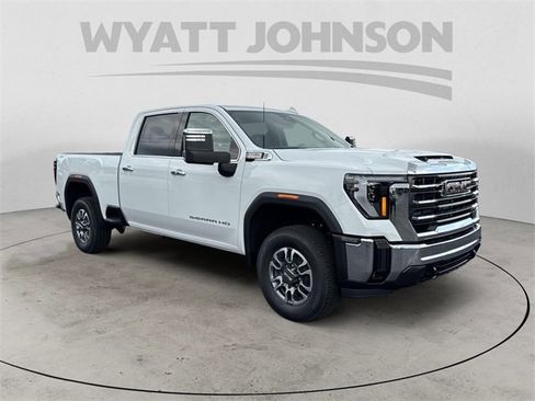 New 2025 GMC Sierra 2500 SLT image 7