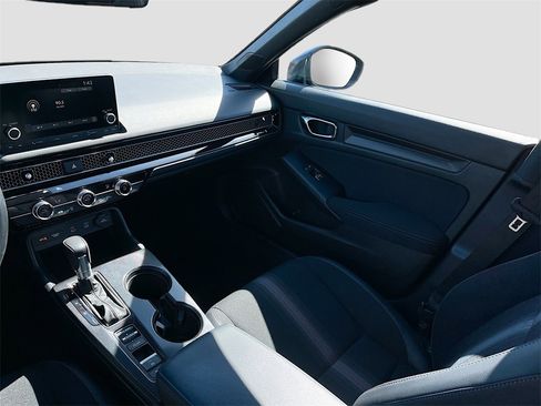 Used 2025 Honda Civic Sport image 22