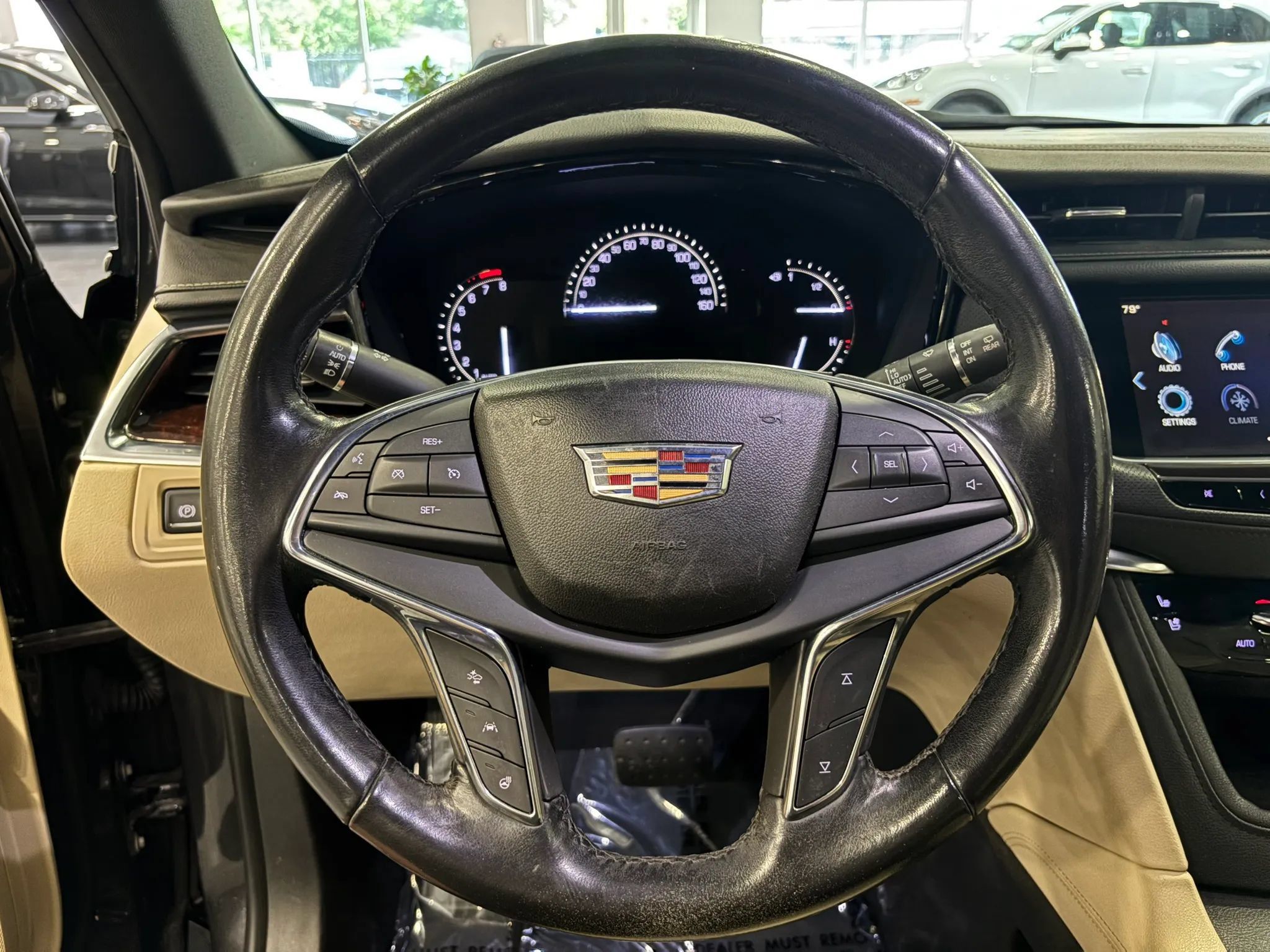 Used 2018 Cadillac XT5 Premium Luxury FWD image 29