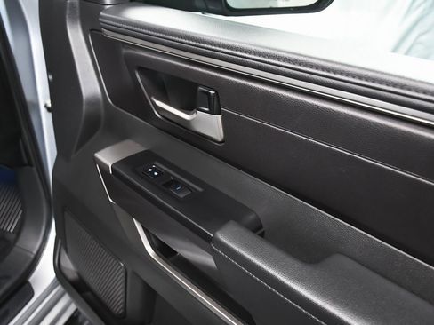 Used 2024 Toyota Sequoia Platinum image 14