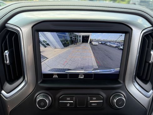 Used 2021 Chevrolet Silverado 1500 LT Trail Boss w/ Convenience Package II AWD/4WD image 21