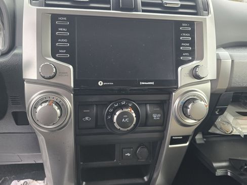 Used 2020 Toyota 4Runner SR5 image 19