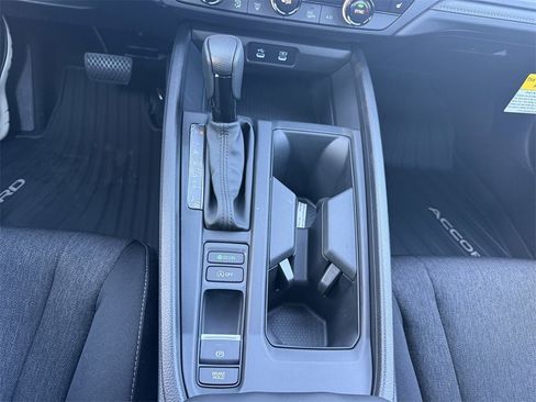 New 2025 Honda Accord SE image 30