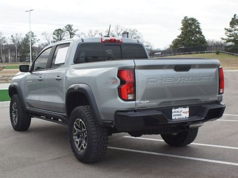 Used 2024 Chevrolet Colorado ZR2 w/ ZR2 Convenience Package III image 16