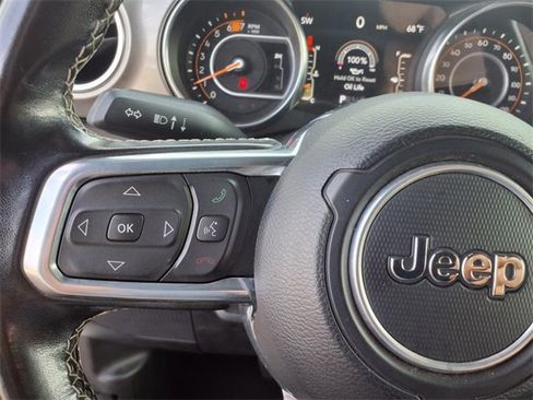 Used 2022 Jeep Wrangler Unlimited Sahara image 8