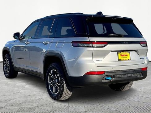 Used 2022 Jeep Grand Cherokee Trailhawk w/ Advanced Protech Group II image 10