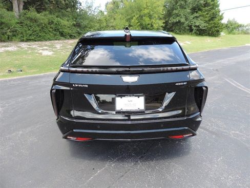 New 2025 Cadillac Lyriq Sport image 6