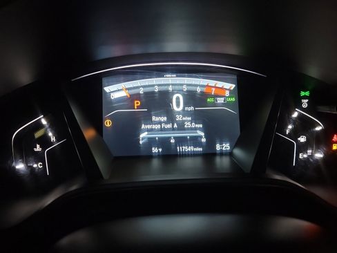 Used 2017 Honda CR-V Touring image 18