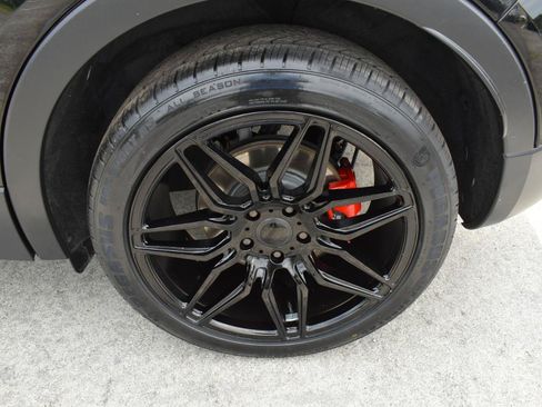 Used 2019 Cadillac XT4 Sport w/ Cold Weather Package AWD/4WD image 30
