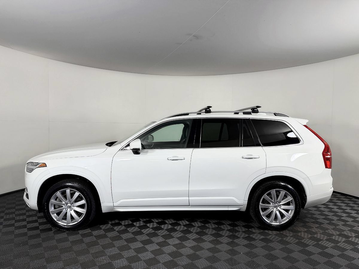 Used 2018 Volvo XC90 T6 Momentum w/ Momentum Plus Package AWD/4WD image 18
