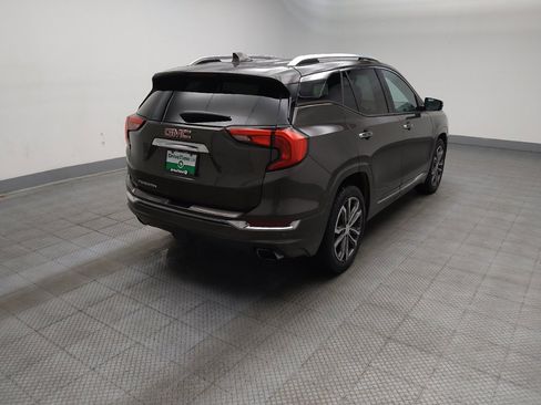 Used 2019 GMC Terrain Denali w/ Driver Alert Package II FWD image 9