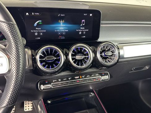Certified 2023 Mercedes-Benz GLB 250 w/ AMG Line image 27