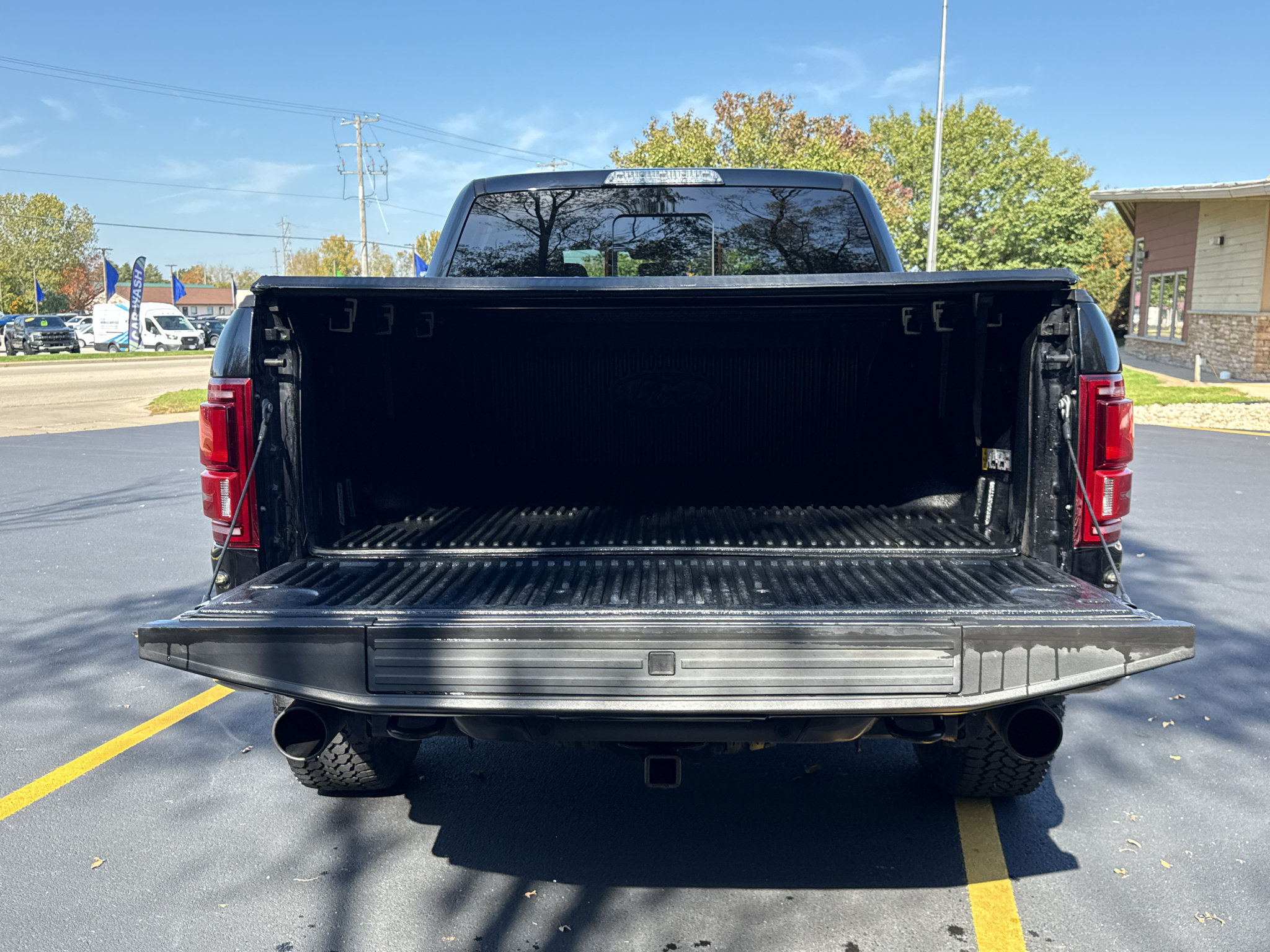 Used 2019 Ford F150 Raptor w/ Equipment Group 802A Luxury AWD/4WD image 30