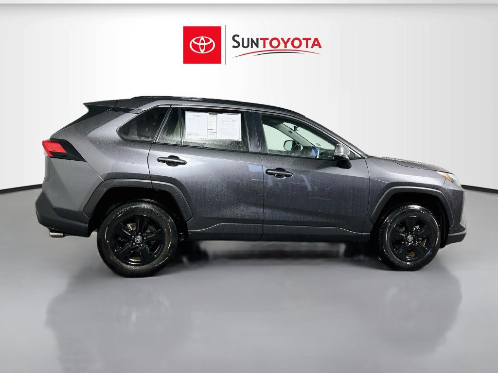 Used 2025 Toyota RAV4 XLE FWD image 2