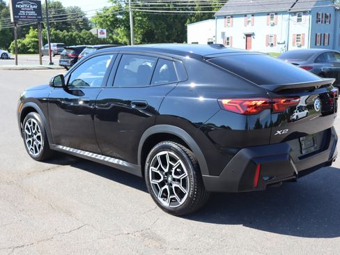 Used 2025 BMW X2 xDrive28i w/ Premium Package AWD/4WD image 7