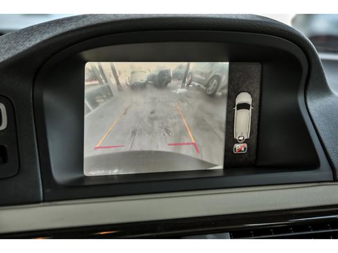 Used 2015 Volvo XC70 T6 Premier Plus image 18