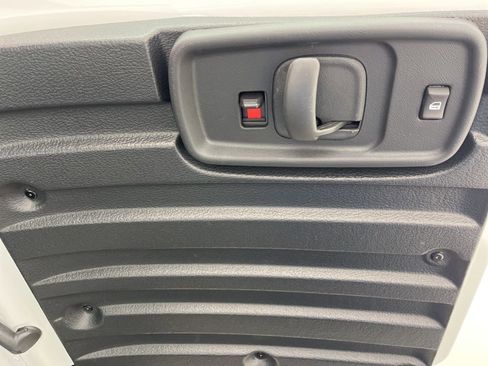 New 2026 Chevrolet Express 2500 image 19