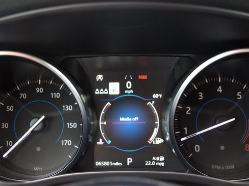 Used 2020 Jaguar F-PACE Prestige image 25