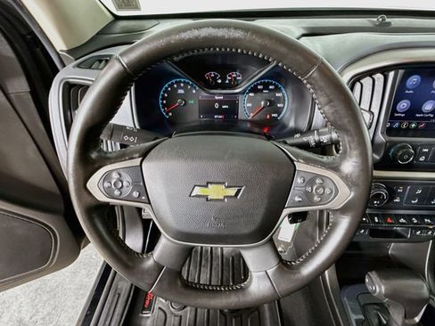 Used 2019 Chevrolet Colorado Z71 AWD/4WD image 4