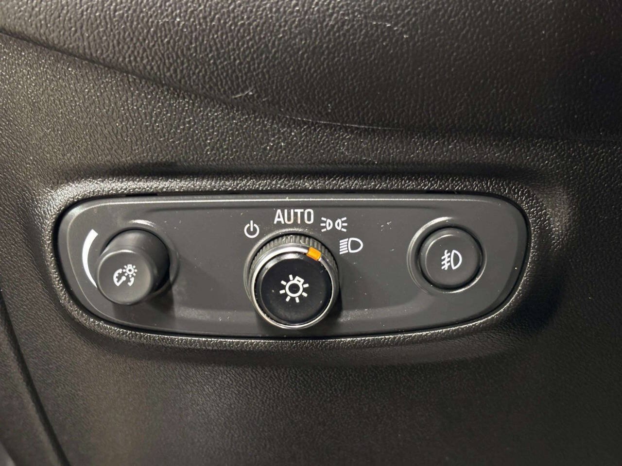 Used 2020 Chevrolet Equinox Premier AWD/4WD image 35