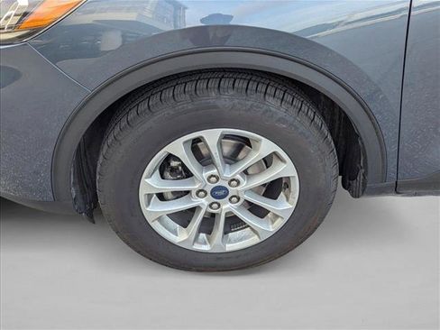 Used 2020 Ford Escape SE image 19