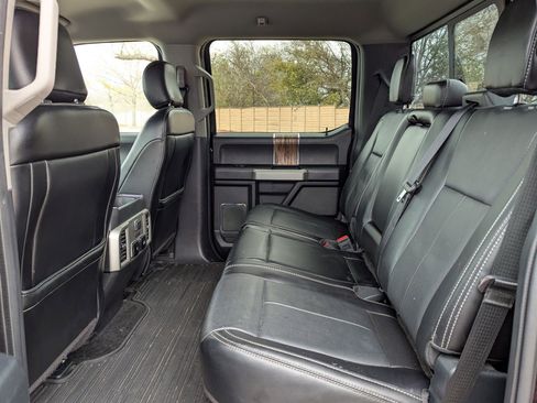 Used 2018 Ford F150 Lariat w/ Equipment Group 502A Luxury image 15