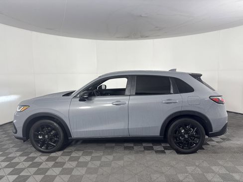 Certified 2025 Honda HR-V Sport image 6
