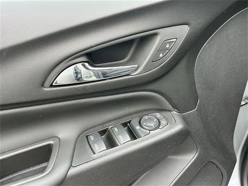 Certified 2023 Chevrolet Equinox LT image 22