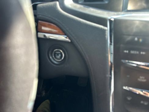 Used 2013 Lincoln MKS FWD image 14