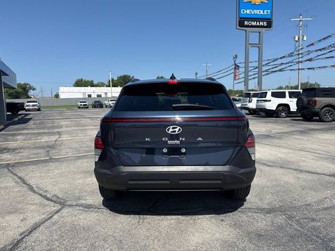 Used 2025 Hyundai Kona SEL FWD image 5