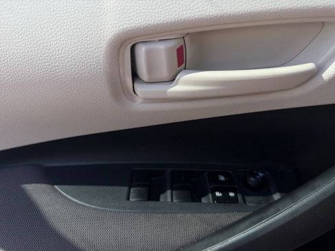 Used 2023 Toyota Corolla LE FWD image 24