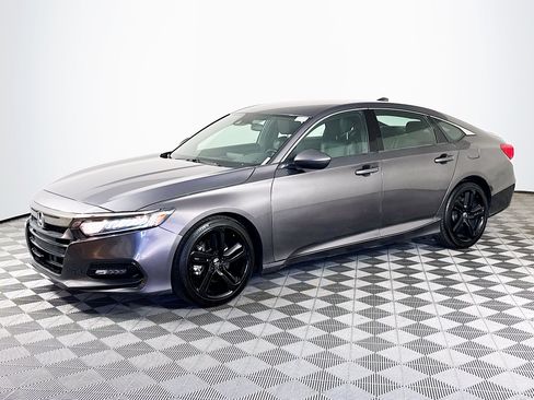 Used 2020 Honda Accord Sport image 4