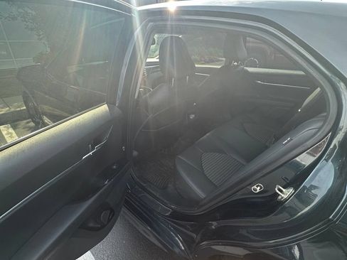 Used 2020 Toyota Camry SE w/ Convenience Package FWD image 18