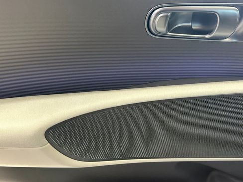 Used 2025 Hyundai Ioniq 6 SEL RWD image 13