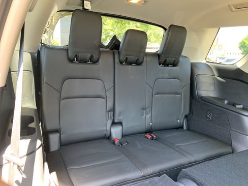 Used 2022 Nissan Pathfinder SL w/ Lighting Package (N92) AWD/4WD image 33