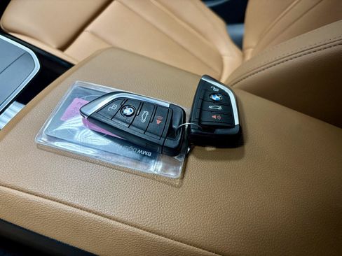 Used 2023 BMW i4 eDrive35 w/ Premium Package RWD image 42