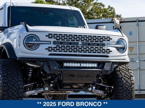 New 2025 Ford Bronco Badlands AWD/4WD image 14