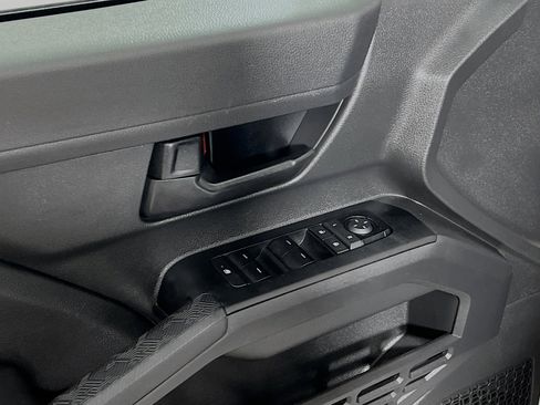 Used 2024 Toyota Tacoma SR5 image 17