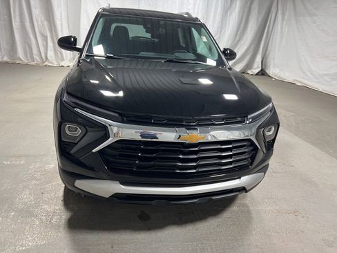 New 2026 Chevrolet TrailBlazer LT FWD image 2