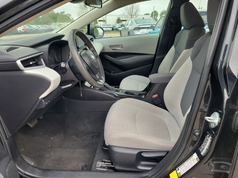 Used 2020 Toyota Corolla L image 20
