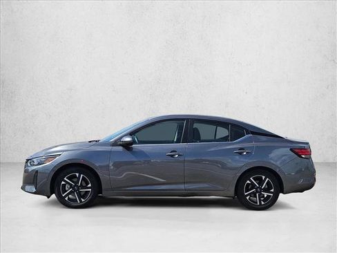 Used 2025 Nissan Sentra SV FWD image 8