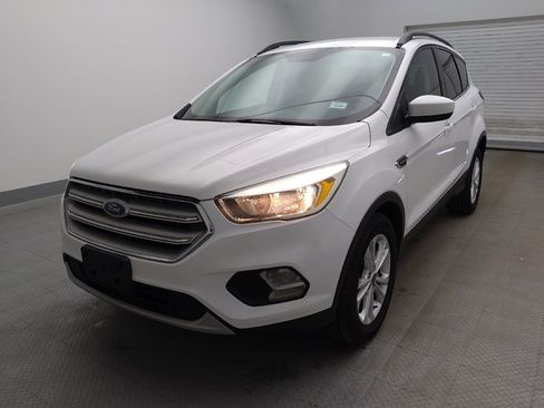 Used 2018 Ford Escape SE FWD image 15
