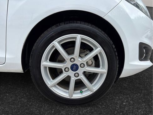 Used 2016 Ford Fiesta SE w/ Equipment Group 201A FWD image 12