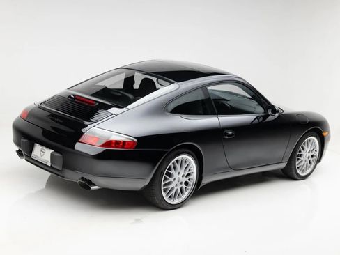 Used 2001 Porsche 911 Carrera AWD/4WD image 3
