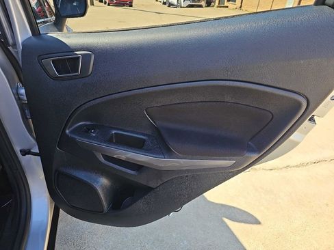 Used 2021 Ford EcoSport SE w/ SE Convenience Package image 16
