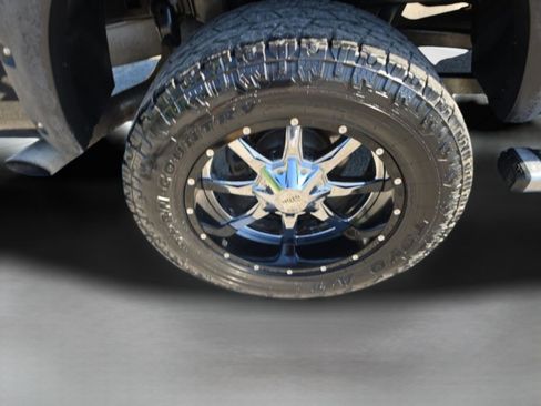 Used 2018 RAM 2500 SLT w/ Luxury Group AWD/4WD image 35