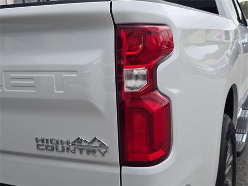 Certified 2023 Chevrolet Silverado 1500 High Country w/ Z71 Off-Road Package image 10